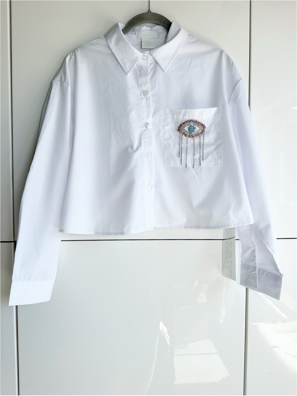 L.I.F.E. Hamsa Evil Eye Cropped White Button Front Shirt Medium Pink Rhinestones